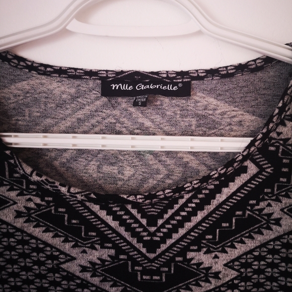 Geometric 3/4 sleeve dress - Picture 4 of 7